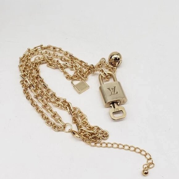 Authentic Louis Vuitton Lock & Key W/ Unbranded Stainless Steel Gold Heart Chain - Picture 9 of 13
